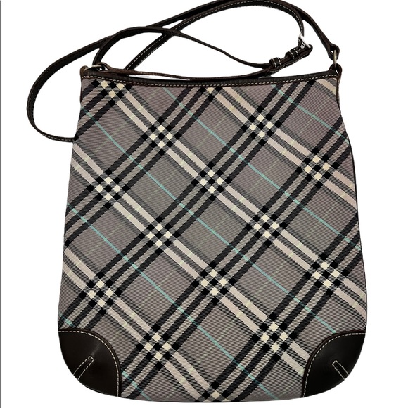 Burberry Handbags - ♦️Burberry bucket black crossbody bag